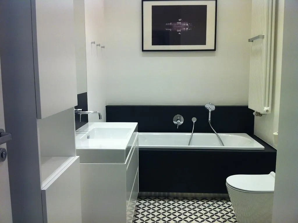 Luxury Design Nowy Swiat Apartment Warsaw
